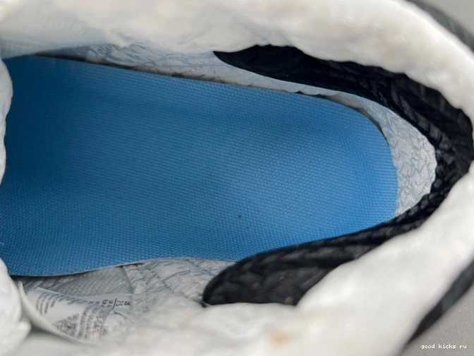 Jordan 23 318376-041 UNC 0823